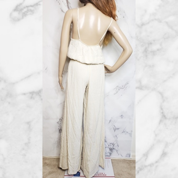 Elan NWT wide leg cream colored romper jumpsuit - Picture 2 of 5